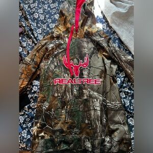 Camo and pink realtree hoodie good condition